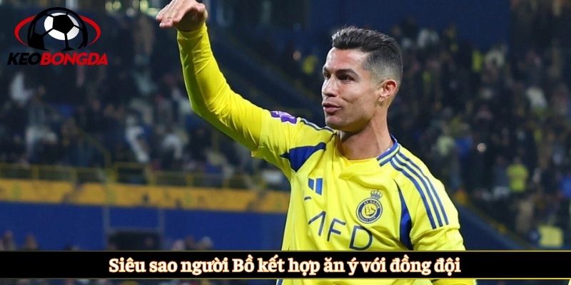 Siêu sao người Bồ kết hợp ăn ý với đồng đội